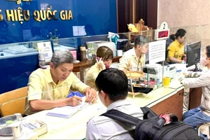 Giá vàng miếng SJC quay đầu giảm sau chỉ đạo của Thủ tướng