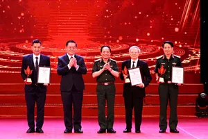 30 tác phẩm được trao giải Cuộc thi viết về đề tài “Bảo vệ nền tảng tư tưởng của Đảng trong tình hình mới” lần thứ 4