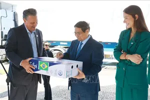 Thủ tướng Phạm Minh Chính tiếp Bộ trưởng Nông nghiệp Brazil