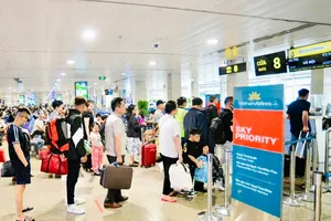 Giá vé máy bay tăng cao dịp lễ Quốc khánh 2-9