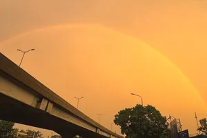 Hà Nội xuất hiện cầu vồng sớm