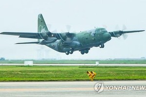 This undated file photo shows a South Korean military C-130H transport plane. (Yonhap)