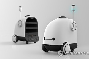 Startup develops food delivery robot
