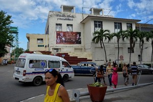 Havana’s Calixto Garcia Hospital, where one of the three survivors of the Cubana de Aviacion plane crash has died, state media say. — AFP/VNA Photo
