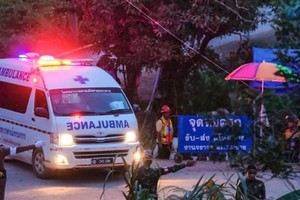 All 12 boys and football coach rescued from cave: Thai navy SEAls