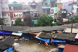 The nothern and north central continue experiencing heavy rains