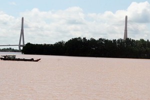 Can Tho calls for investment in 54 major projects