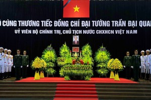 The respect-paying ceremony for President Tran Dai Quang starts at 7am on September 26 at the National Funeral Hall at No. 5, Tran Thanh Tong Street, Hanoi (Photo: VNA)