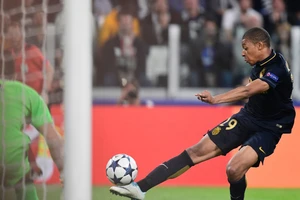 Kylian Mbappe, đại diện ưu tú cho một đội bóng Monaco trẻ trung đầy ấn tượng.