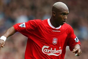 Diouf trong màu áo Liverpool