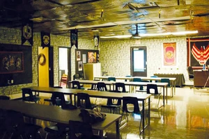Biến lớp học thành phòng học trường Hogwarts