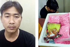 Đối tượng Toàn và tang vật. Ảnh : ĐAN NGUYÊN