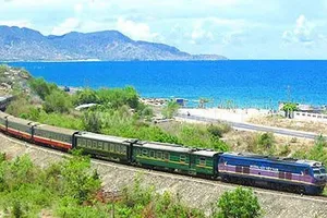 Đường sắt bán đấu giá cước vận chuyển hàng hóa qua mạng