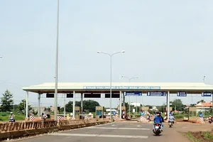 Trạm thu phí BOT đoạn Đồng Xoài - Phước Long