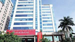 Điều tra vụ giám đốc chi nhánh ngân hàng tự tử 