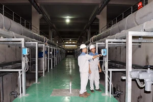 Vận hành tự động hóa hoàn toàn qua hệ thống SCADA, nhà máy tại SWIC rất ít chuyên viên làm việc 