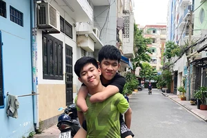 Hai anh em Gia Hưng - Gia Lâm