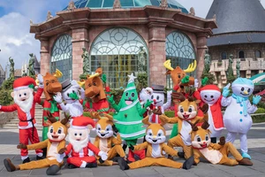 Không khí Noel tràn ngập niềm vui tại Sun World Ba Na Hills