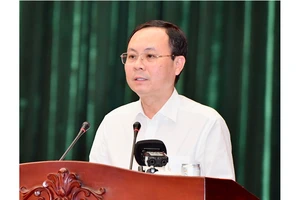 Thấy cán bộ, đảng viên có dấu hiệu vi phạm thì phải kịp thời chấn chỉnh, xử lý