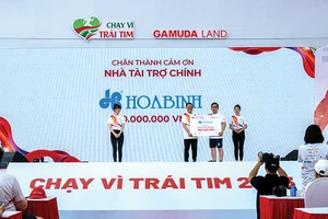 Tập đoàn Xây dựng Hòa Bình 9 năm liên tiếp đồng hành cùng chương trình “Chạy vì trái tim”