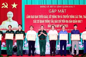 Báo chí làm cho Dân tin Đảng, đồng thuận với Chính quyền