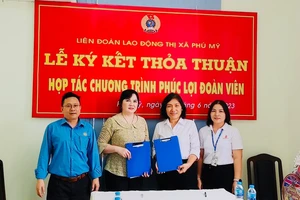 Hợp tác thực hiện chương trình “Phúc lợi cho công đoàn viên và người lao động”