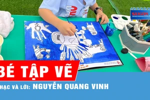 Bé Tập Vẽ