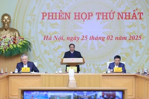 Thủ tướng chủ trì phiên họp thứ nhất của Ban chỉ đạo phòng, chống lãng phí