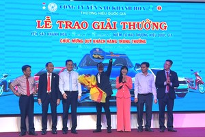 Công ty Yến sào Khánh Hòa trao xe Kia New Sonet 1.5L Deluxe 2025 đầu tiên cho khách hàng