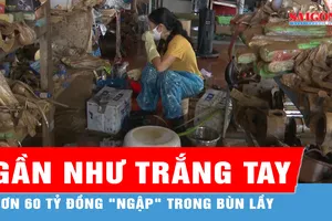 Lũ cuốn văng 60 tỷ đồng của tiểu thương chợ Hòa Bình