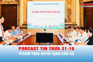 Podcast bản tin trưa 31-10: Trung tâm Phát triển quỹ đất TPHCM có 3 cán bộ lãnh đạo mới