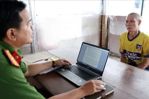 Chém chủ nợ trọng thương vì đòi 300 ngàn đồng