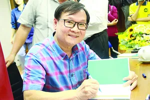 Văn học Việt: Giành lại vị thế ở sân nhà