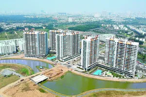 Thị trường bất động sản TPHCM: Thêm nguồn cung, hỗ trợ khách hàng