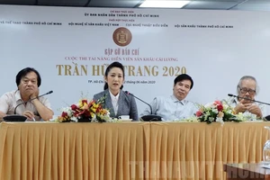 Ban Tổ chức thông tin tại buổi họp báo. Ảnh: hcmcpv.org.vn