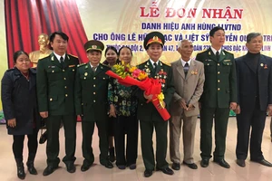 Đôi mắt người anh hùng 