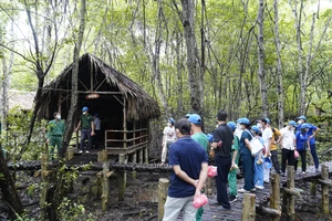 Lữ hành Saigontourist tiên phong tặng miễn phí bảo hiểm Covid-19 cho du khách 