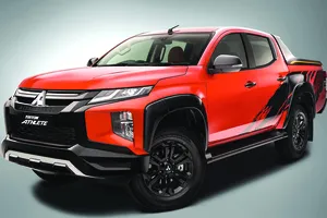 Ra mắt xe Mitsubishi Triton Athlete nâng cấp mới