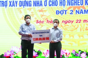 Công ty TNHH-MTV XSKT Sóc Trăng trao 12 tỷ đồng xây dựng nhà cho hộ nghèo năm 2022