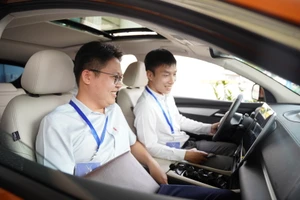 Lái thử VinFast VF 8: “Đáng mua nhất trong tầm giá 1 tỷ đồng!”