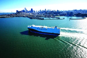 Lô xe đầu tiên cập cảng California - Vinfast nhận giấy phép bán hàng tại Mỹ