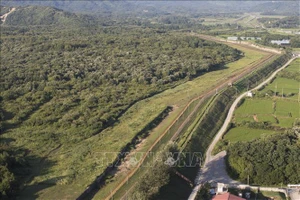 Quang cảnh khu phi quân sự liên Triều (DMZ) tại Cheorwon, tỉnh Gangwon, Hàn Quốc. Ảnh: Yonhap/TTXVN