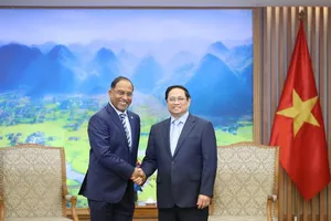 Thủ tướng Phạm Minh Chính tiếp Bộ trưởng Bộ Ngoại giao Malaysia, Thượng Nghị sĩ Zambry Abdul Kadir. Ảnh: VGP