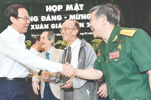 TPHCM họp mặt “Mừng Đảng - Mừng Xuân”