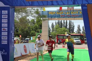 Đông đảo các vận động viên tham gia giải đấu