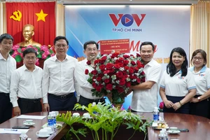 Phó Chủ tịch UBND TPHCM Dương Ngọc Hải thăm, chúc mừng các cơ quan báo chí