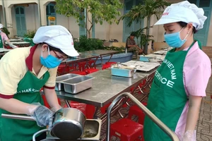 TPHCM: Không đấu thầu đối với chương trình nhà trường, hướng dẫn đấu thầu căn tin, bãi giữ xe trường học