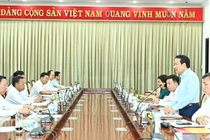 Ban Kinh tế Trung ương giám sát về thực hiện Nghị quyết 31 tại TPHCM