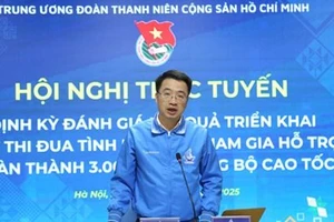 Hơn 5.600 đoàn viên thanh niên tham gia chiến dịch hỗ trợ hoàn thành 3.000km đường bộ cao tốc