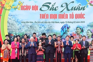 Chủ tịch nước Lương Cường dự Ngày hội "Sắc xuân trên mọi miền Tổ quốc"